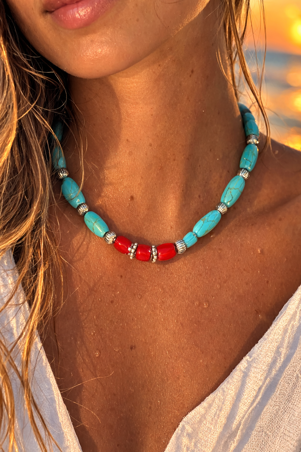 collier en turquoises  pierres rouges perles argentées bijoux amorcita
