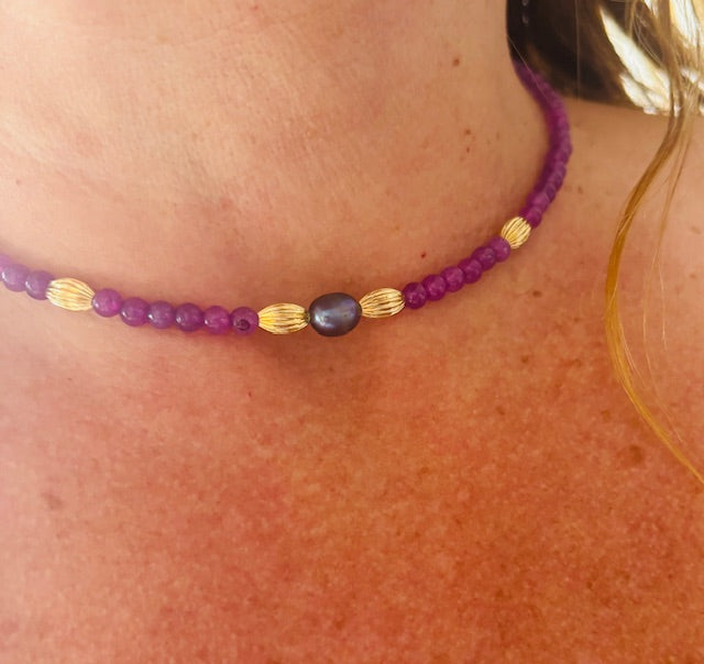 collier perles de verre violettes perles dorées et perle de culture noire bijoux amorcita1